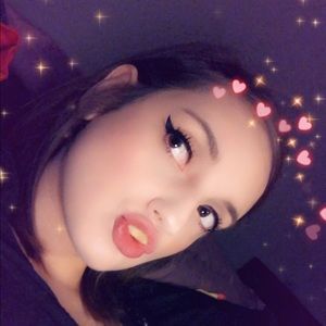 Meet your Posher, Nina